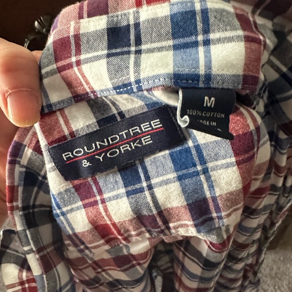 Roundtree and Yorke Plaid Button Down - Picture 3 of 3